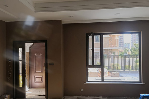 通遼斷橋鋁門窗對比普通系統(tǒng)門窗有哪些優(yōu)點？